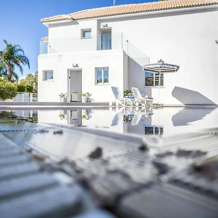 Prázdninový dům Hibiscus *