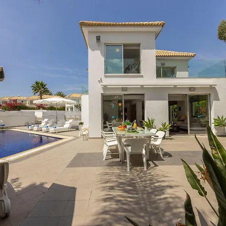 Hibiscus Holiday home