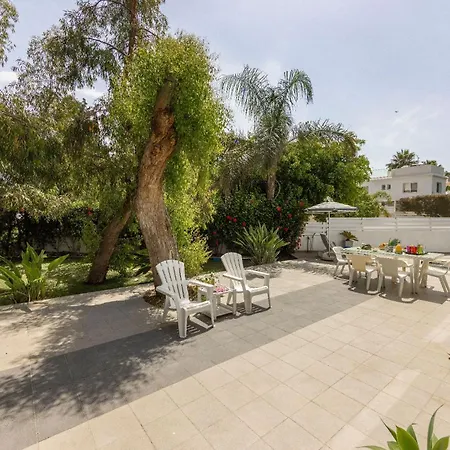 Hibiscus Holiday home