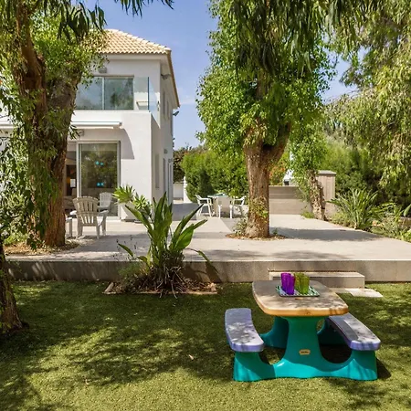 Hibiscus Holiday home *
