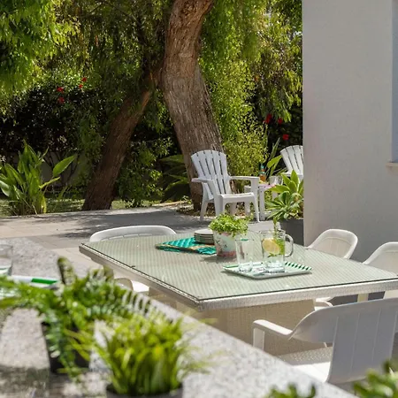 Holiday home Hibiscus