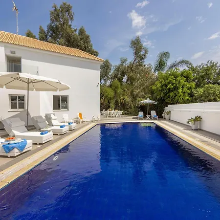 Holiday home Hibiscus Protaras
