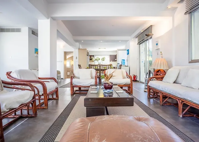 Hibiscus 度假居 普罗塔拉斯