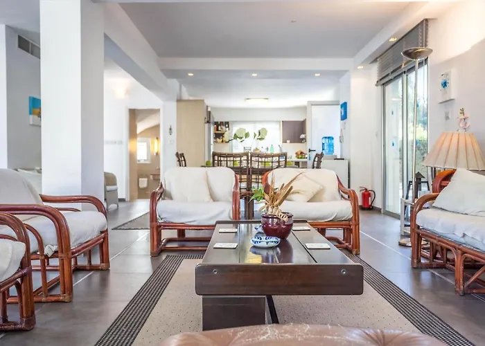 Hibiscus 別荘 プロタラス